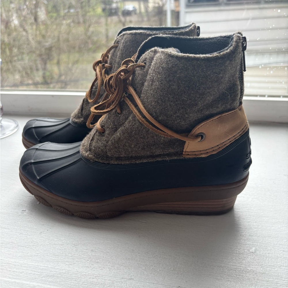Women's Sperry Boots